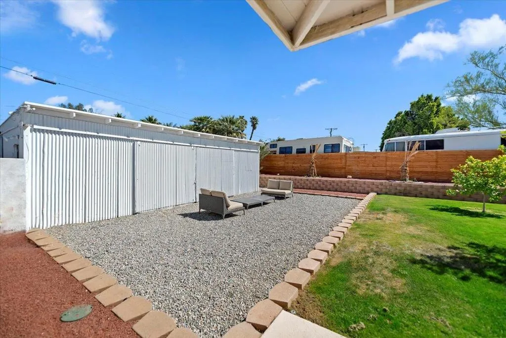 32300 Shadow Mountain Lane, Thousand Palms, California 92276 home-pic-49